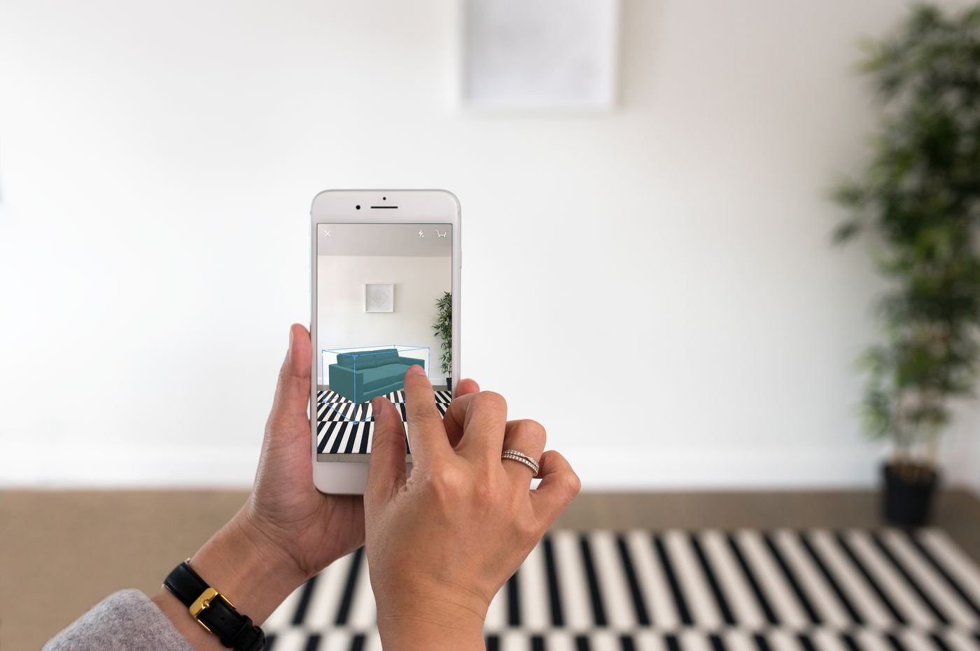 How to Use Mobile AR to Help Grow Your Business